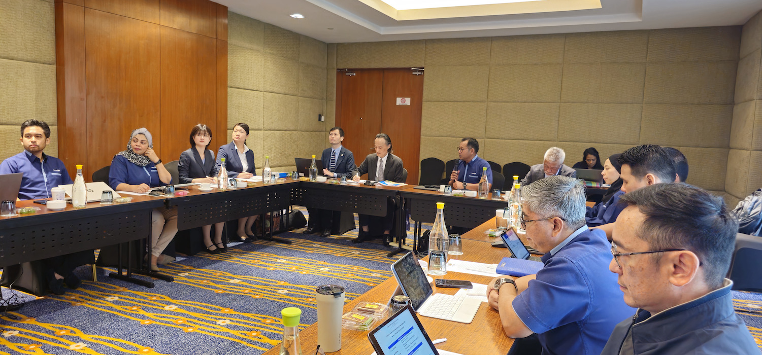 Visit by Japan Housing Finance Agency